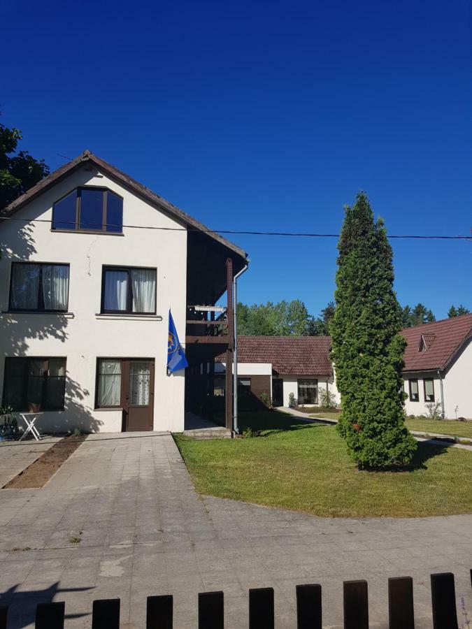 Akmens Stasti / Stone Stories Hotel Kaltene Exterior photo